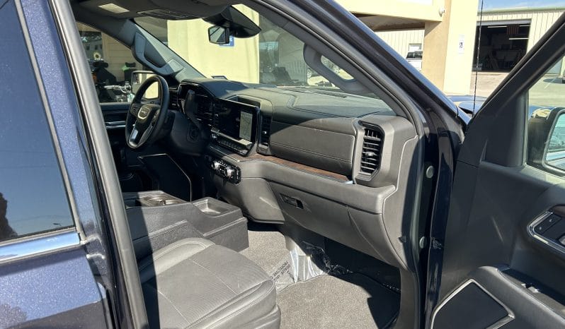 2025 GMC Sierra 1500 SLT full