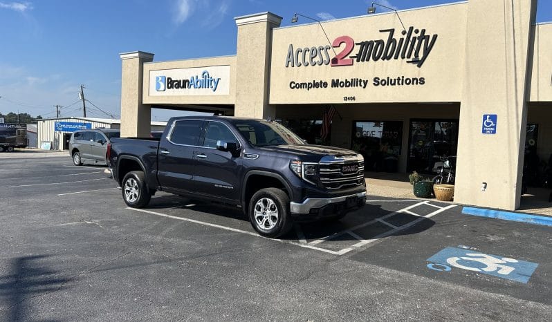 2025 GMC Sierra 1500 SLT full