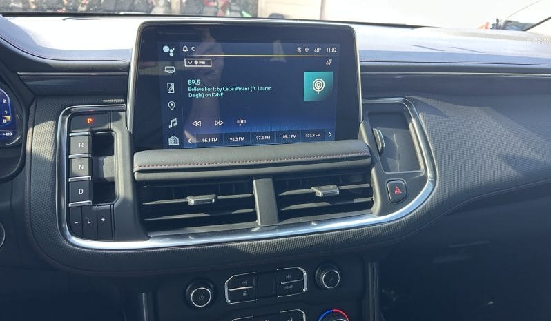 2024 Chevrolet Suburban 1500 RST full