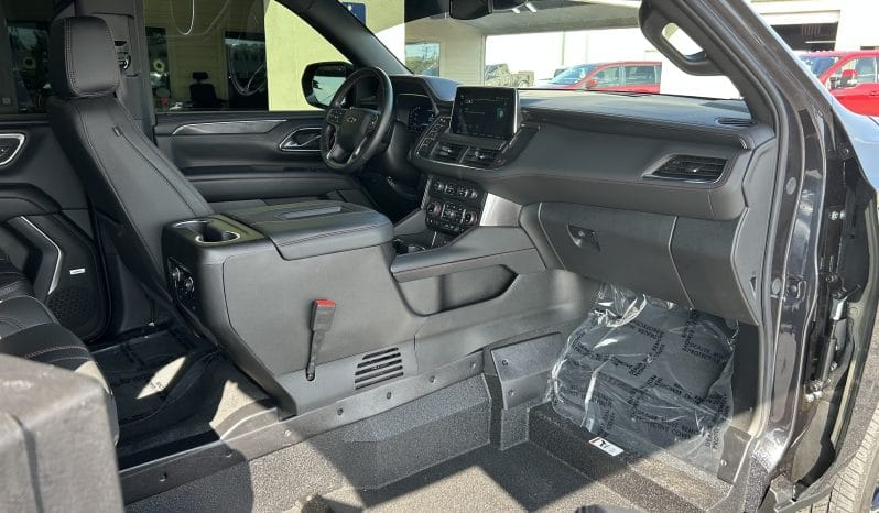 2024 Chevrolet Suburban 1500 RST full