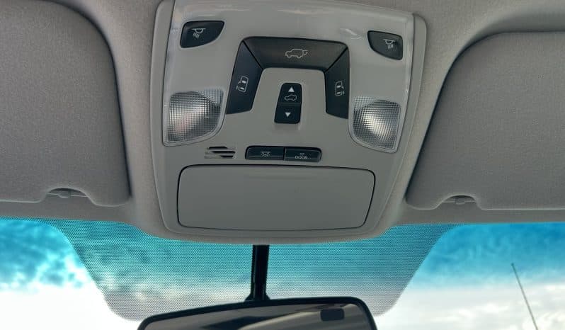 2011 Toyota Sienna XLE full