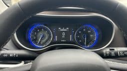 2024 Chrysler Voyager LX full