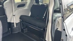 2024 Chrysler Voyager LX full