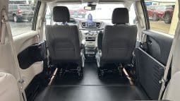 2024 Chrysler Voyager LX full