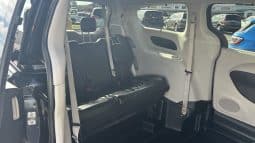 2022 Chrysler Pacifica Touring L full