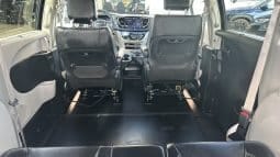 2022 Chrysler Pacifica Touring L full