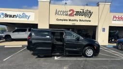 2022 Chrysler Pacifica Touring L full