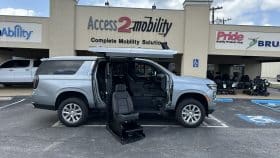 2025 Chevrolet Suburban 2WD Premier