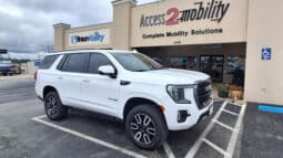 2022 GMC Yukon XL 4WD AT4 full