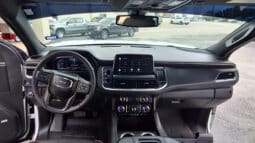 2022 GMC Yukon XL 4WD AT4 full