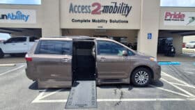 2018 Toyota Sienna XLE Premier
