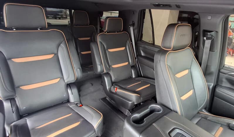 2022 GMC Yukon XL 4WD AT4 full