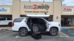 2022 GMC Yukon XL 4WD AT4