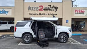 2022 GMC Yukon XL 4WD AT4