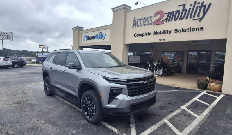 2026 Chevrolet Traverse LT full