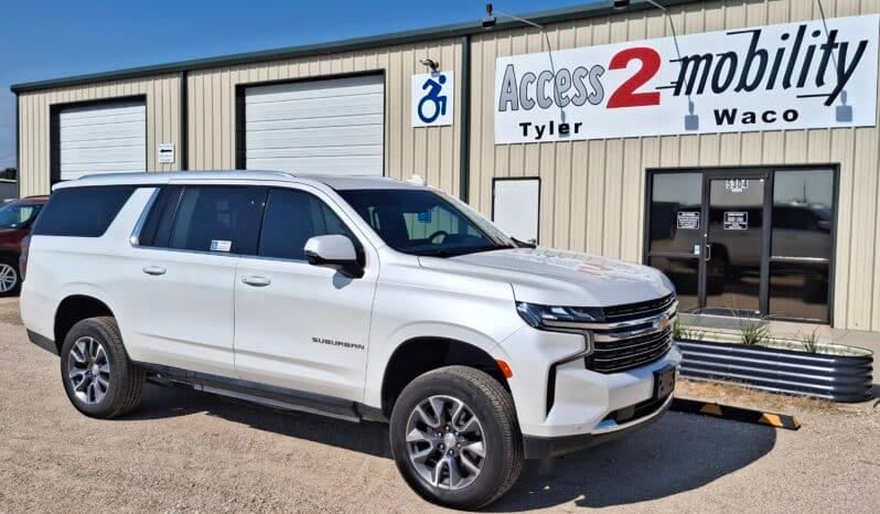 2024 Chevrolet Suburban 1500 LT full