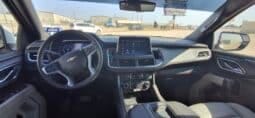 2024 Chevrolet Suburban 1500 LT full