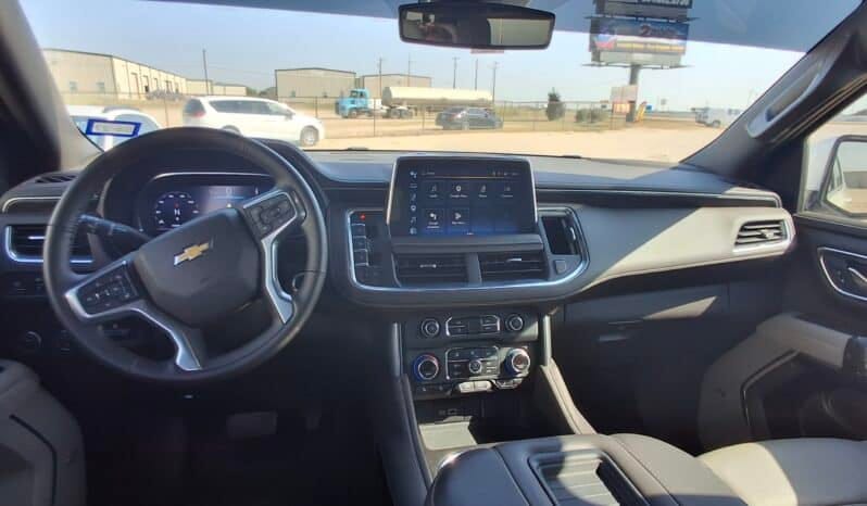 2024 Chevrolet Suburban 1500 LT full