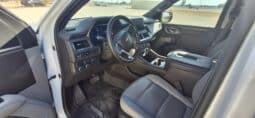 2024 Chevrolet Suburban 1500 LT full