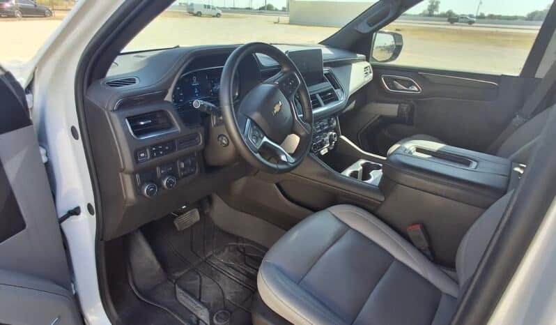 2024 Chevrolet Suburban 1500 LT full