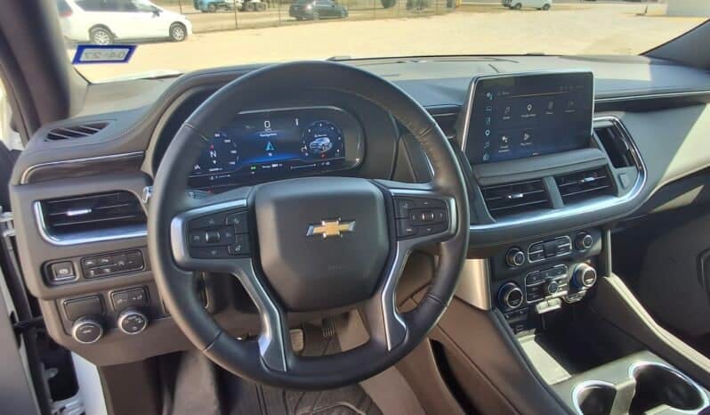 2024 Chevrolet Suburban 1500 LT full