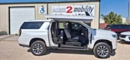 2024 Chevrolet Suburban 1500 LT full