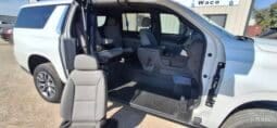 2024 Chevrolet Suburban 1500 LT full