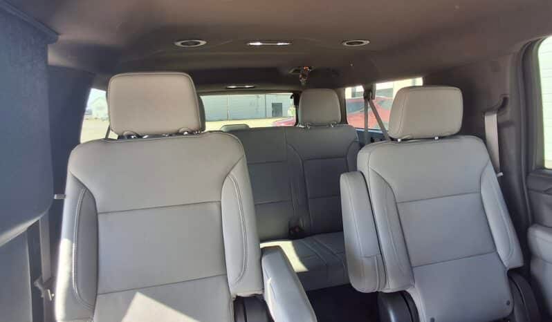2024 Chevrolet Suburban 1500 LT full