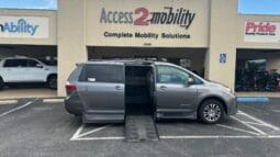 2018 Toyota Sienna XLE
