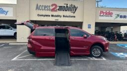 2024 Toyota Sienna XLE