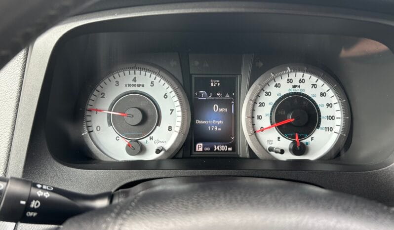 2018 Toyota Sienna SE full