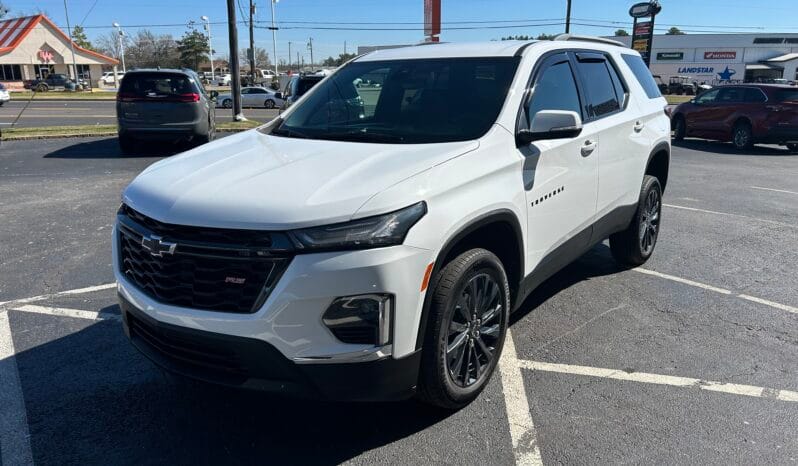2022 Chevrolet Traverse RS full