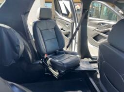 2022 Chevrolet Traverse RS full