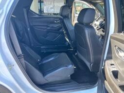2022 Chevrolet Traverse RS full