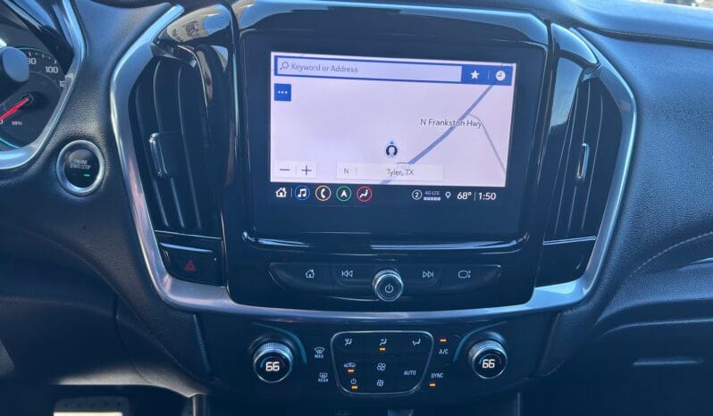 2022 Chevrolet Traverse RS full